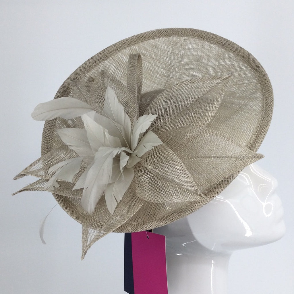 9330 Failsworth Platinum (9) - Fab Frocks